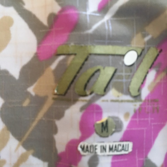 Tail sleeveless top M - Picture 2 of 3